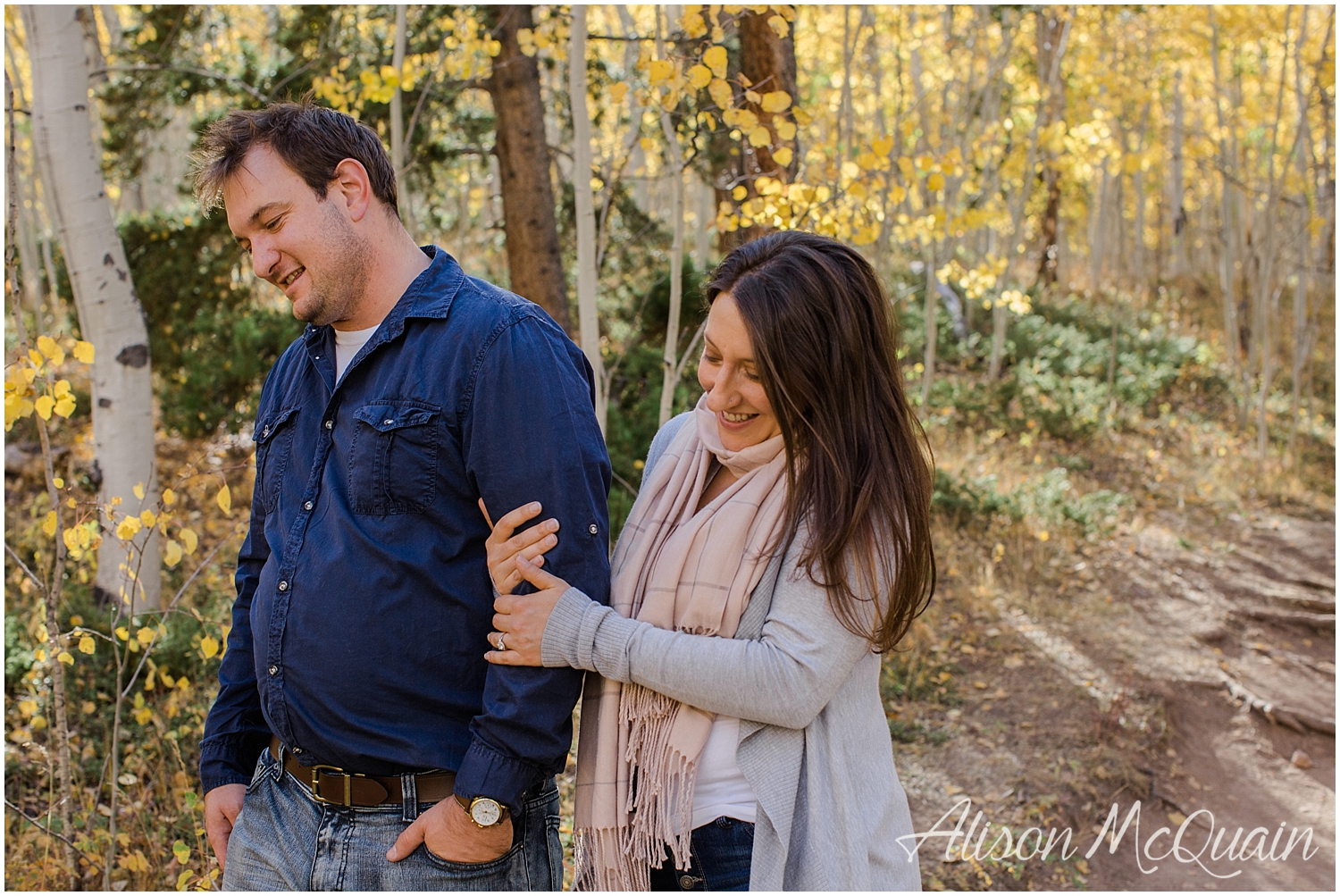 Engagement_Andrea_Andy_Fall_KenoshaPass_Colorado_AlisonMcQuainPhotography_0019.jpg