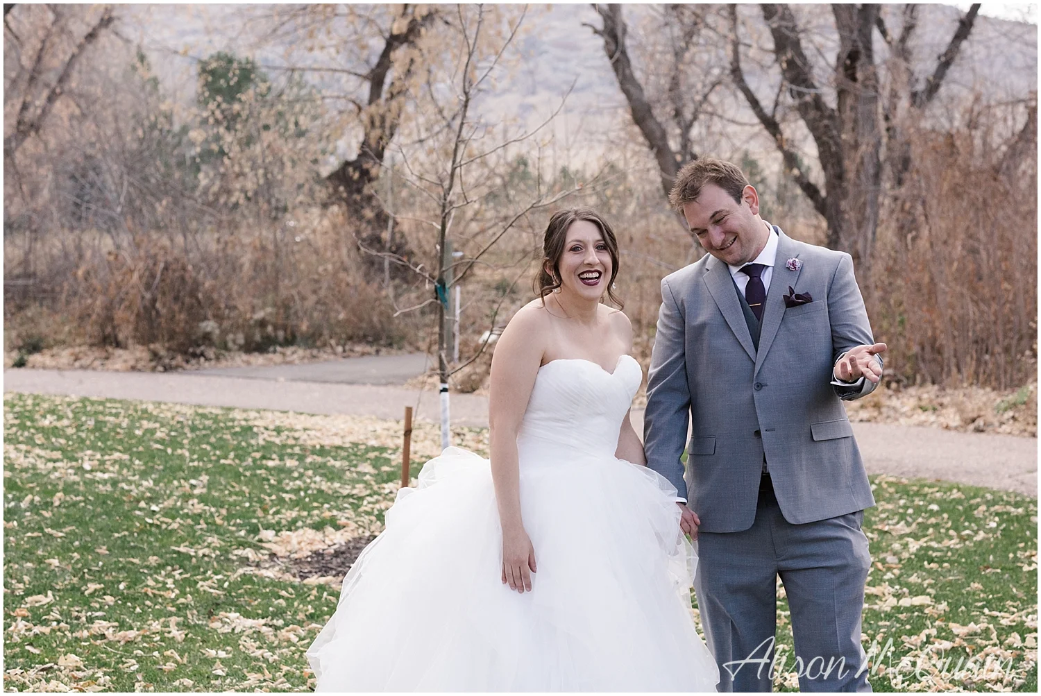 Zako_Wedding_ChatfieldFarm_Denver_Fall_2018_AlisonMcQuainPhotography_0009.jpg