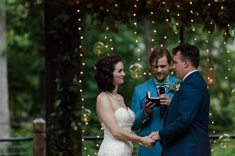 CandL_wedding_DancingBearLodge_Townsend_5_2018_AMP-_MG_59635963.png