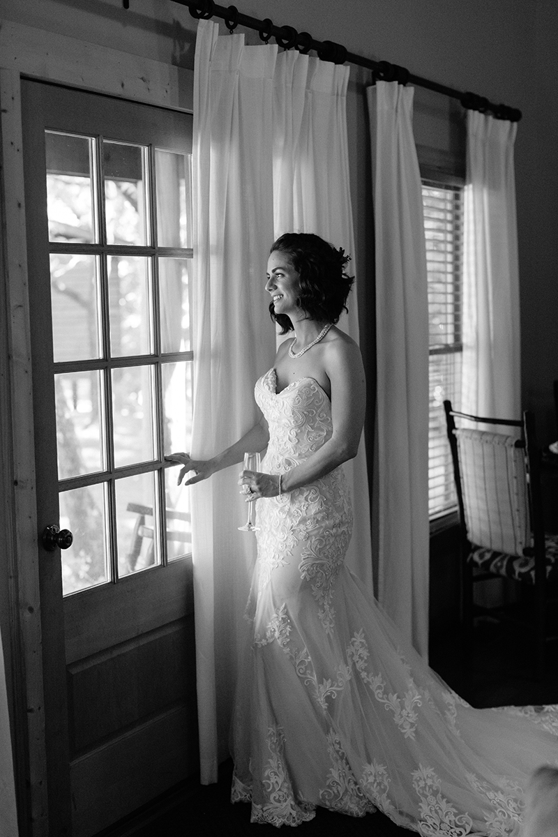 CandL_wedding_DancingBearLodge_Townsend_5_2018_AMP-TC3A70387038-2.png