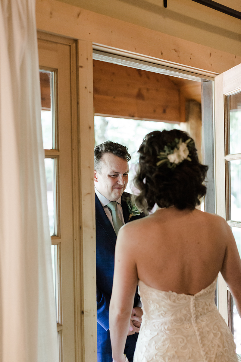CandL_wedding_DancingBearLodge_Townsend_5_2018_AMP-TC3A70677067-3.png