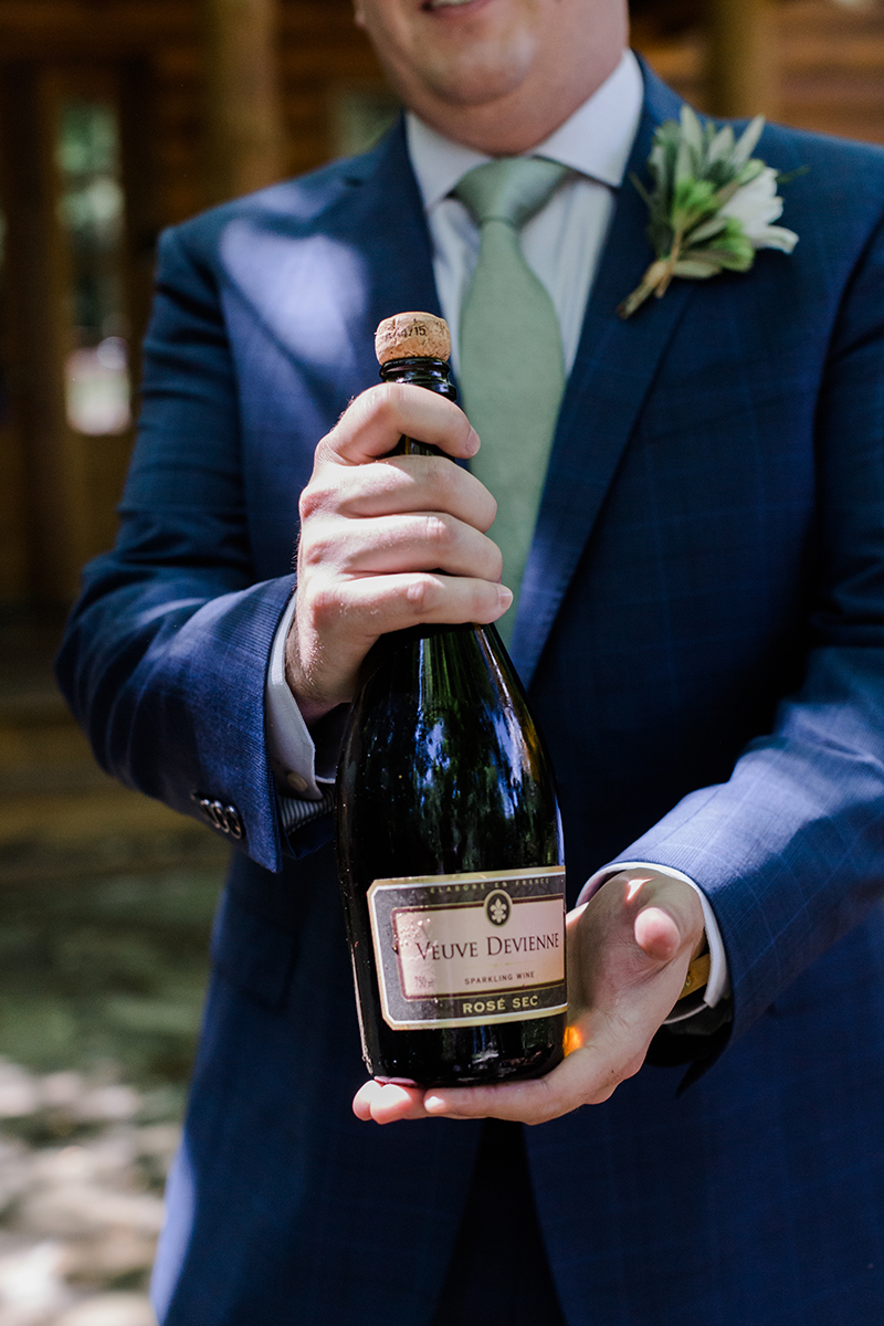 CandL_wedding_DancingBearLodge_Townsend_5_2018_AMP-TC3A71147114.png