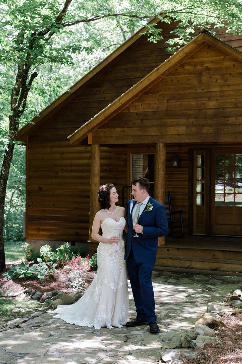 CandL_wedding_DancingBearLodge_Townsend_5_2018_AMP-TC3A71557155.png