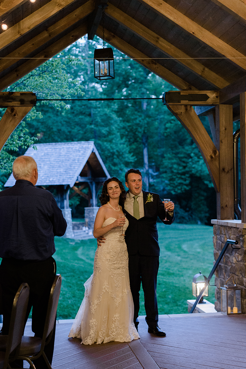 CandL_wedding_DancingBearLodge_Townsend_5_2018_AMP-TC3A83548354.png
