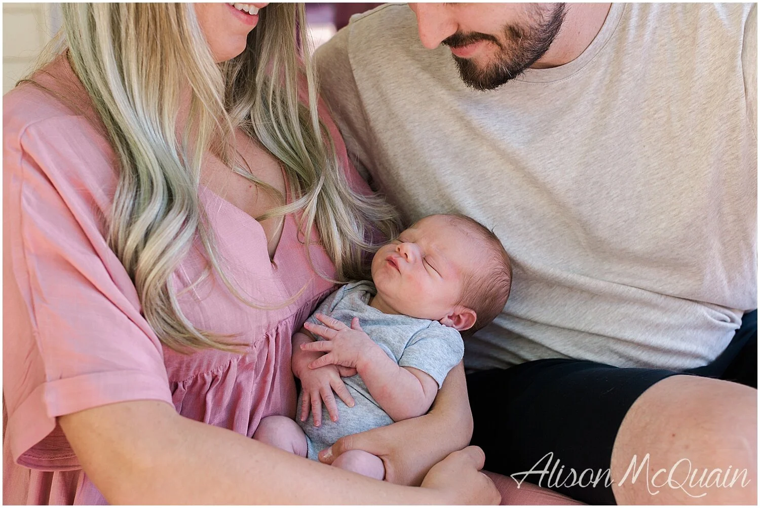 Lennon_NewbornSession_Denver_Colorado_AlisonMcQuainPhotography2020-07-06_0017.jpg