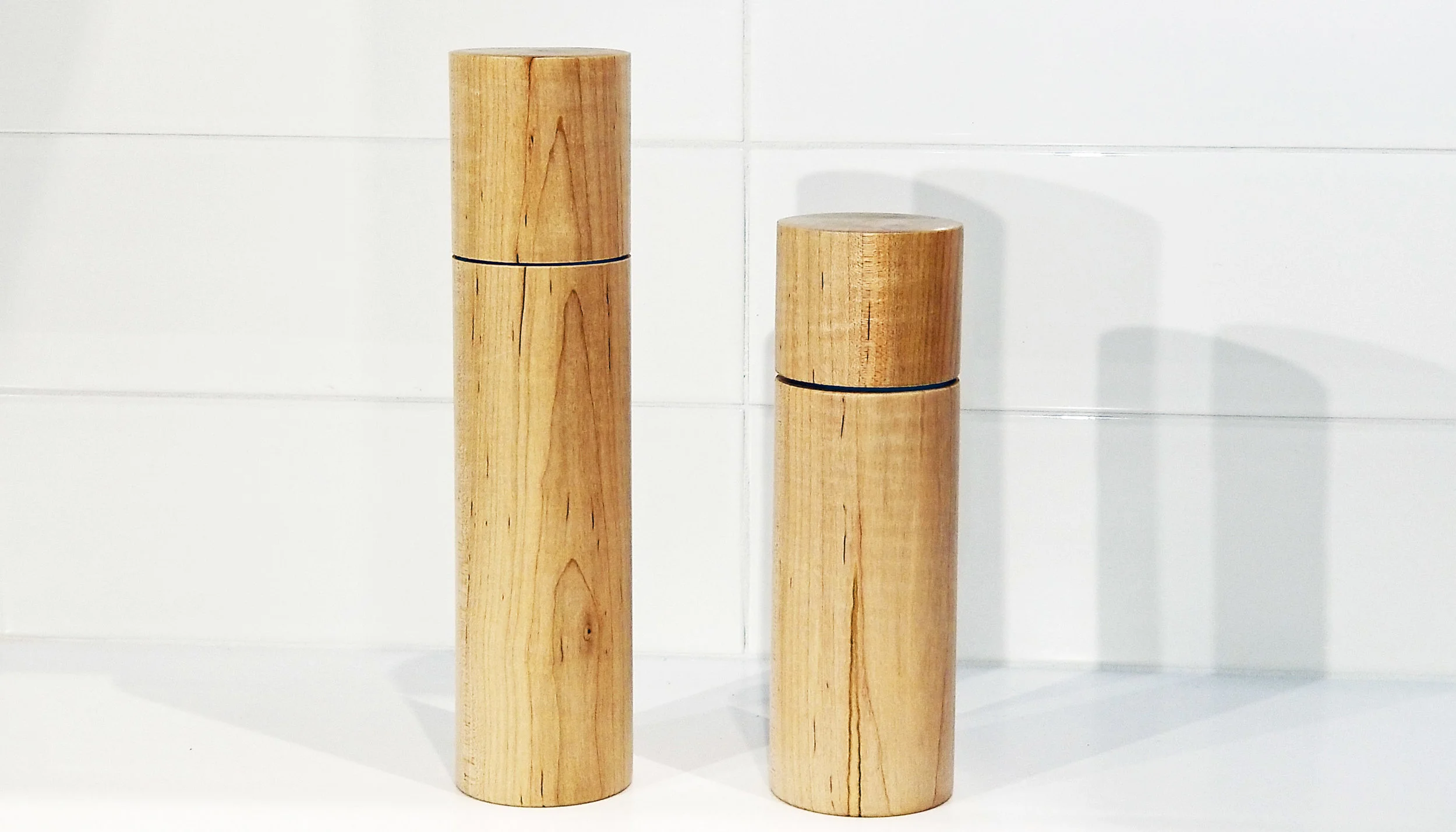 saliere-poivriere-en-bois.jpg