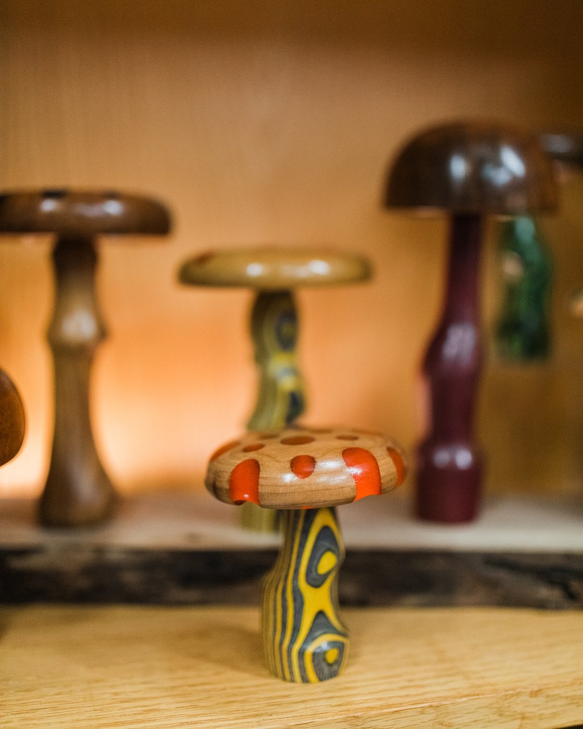 Stop by @lacasita_woodworking! 🍄

From hand-carved mushrooms to charcuterie boards, cutting boards, and kitchenware&mdash;everything is crafted with care. 

@nemaamn
#NEMpls #NEMinneapolisArtsDistrict #ArtAWhirl #ArtAWhirl2025 #ArtistsOpenHouses #Op