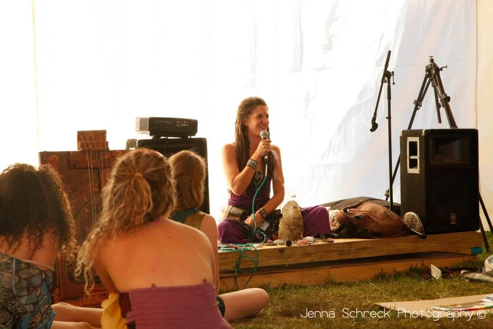 Krystle teaching "The Eyes of Infinity" workshop at Rootwire 2014