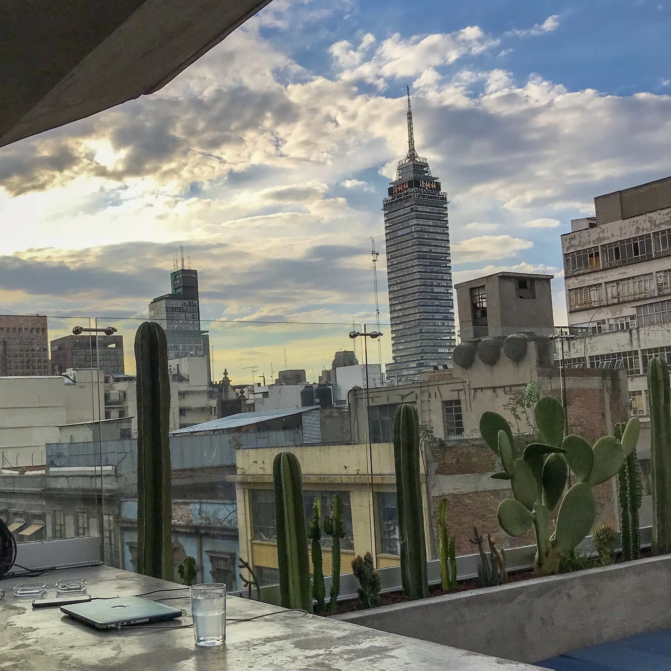 Vista desde Malaquita Rooftop , en el Hotel City Centro de Ciudad de México.