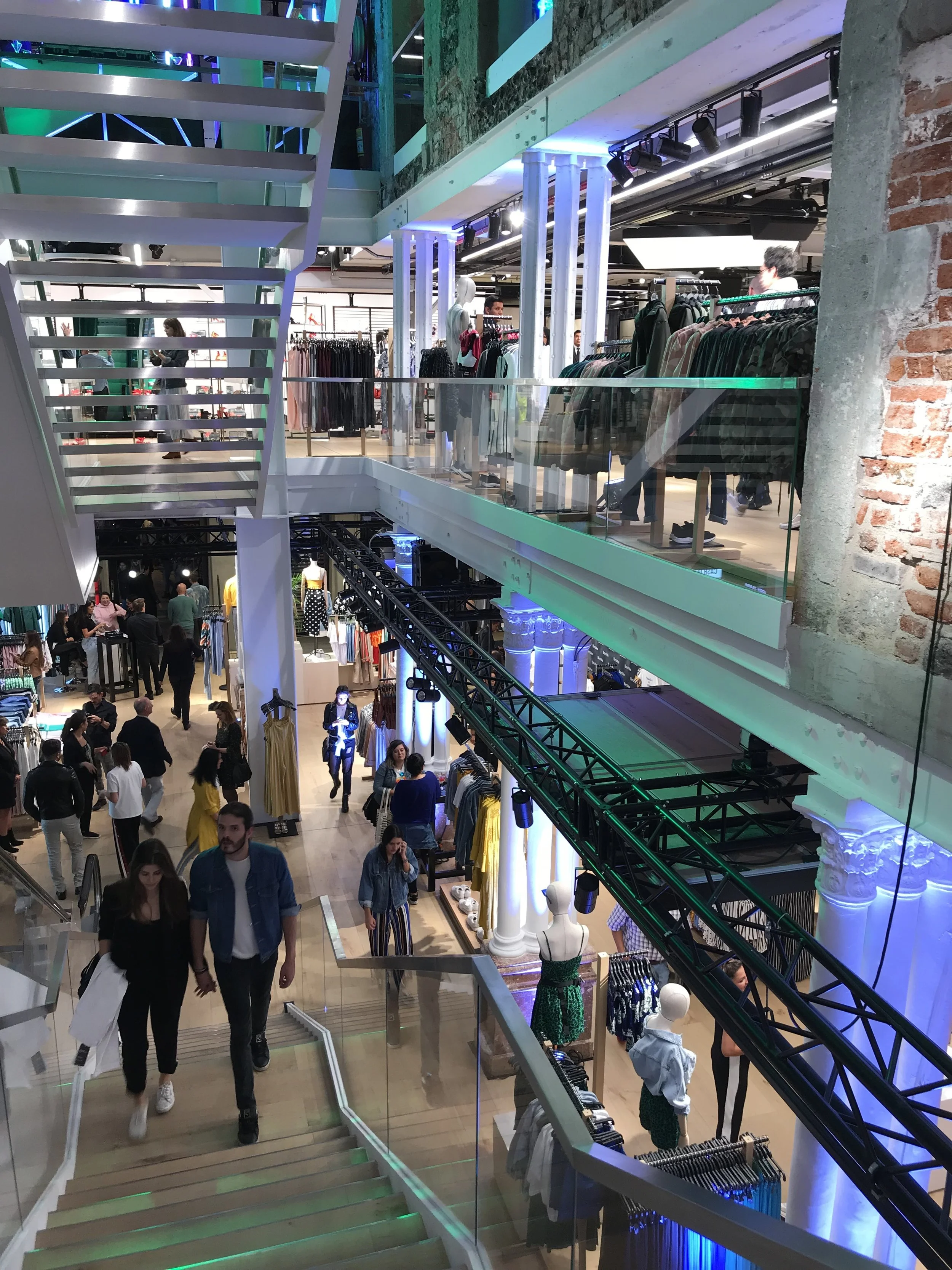 bershka-madero8.jpg