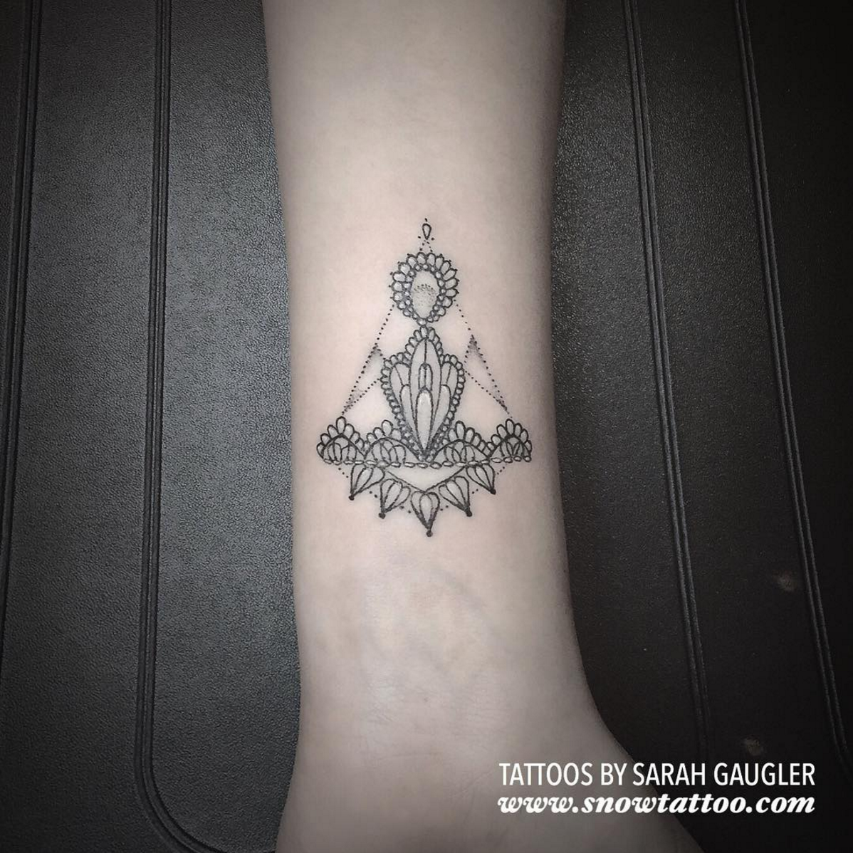 Cusotm+SarahGaugler+Geometric+Lace+Tattoo+Line+Art+Original+Flash+Tattoo+by+Sarah+Gaugler+at+Snow+Tattoo+New+York+NYC.jpg