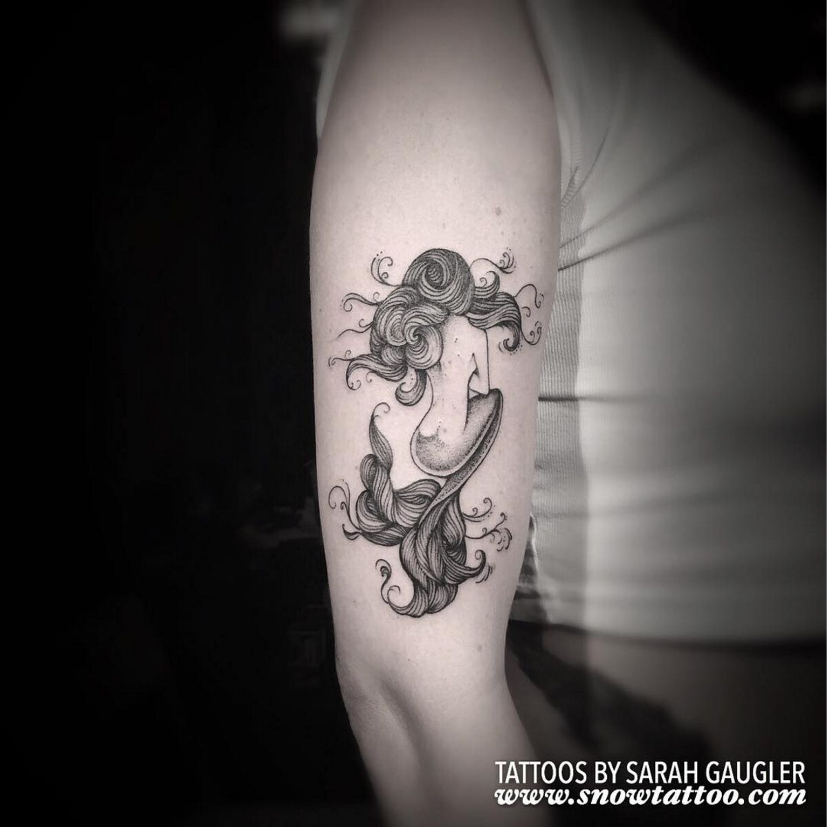 Sarah Gaugler Snow Tattoo Custom Signature Mermaid New York Best Tattoos Best Tattoo Artist NYC SarahgauglerMermaid.png