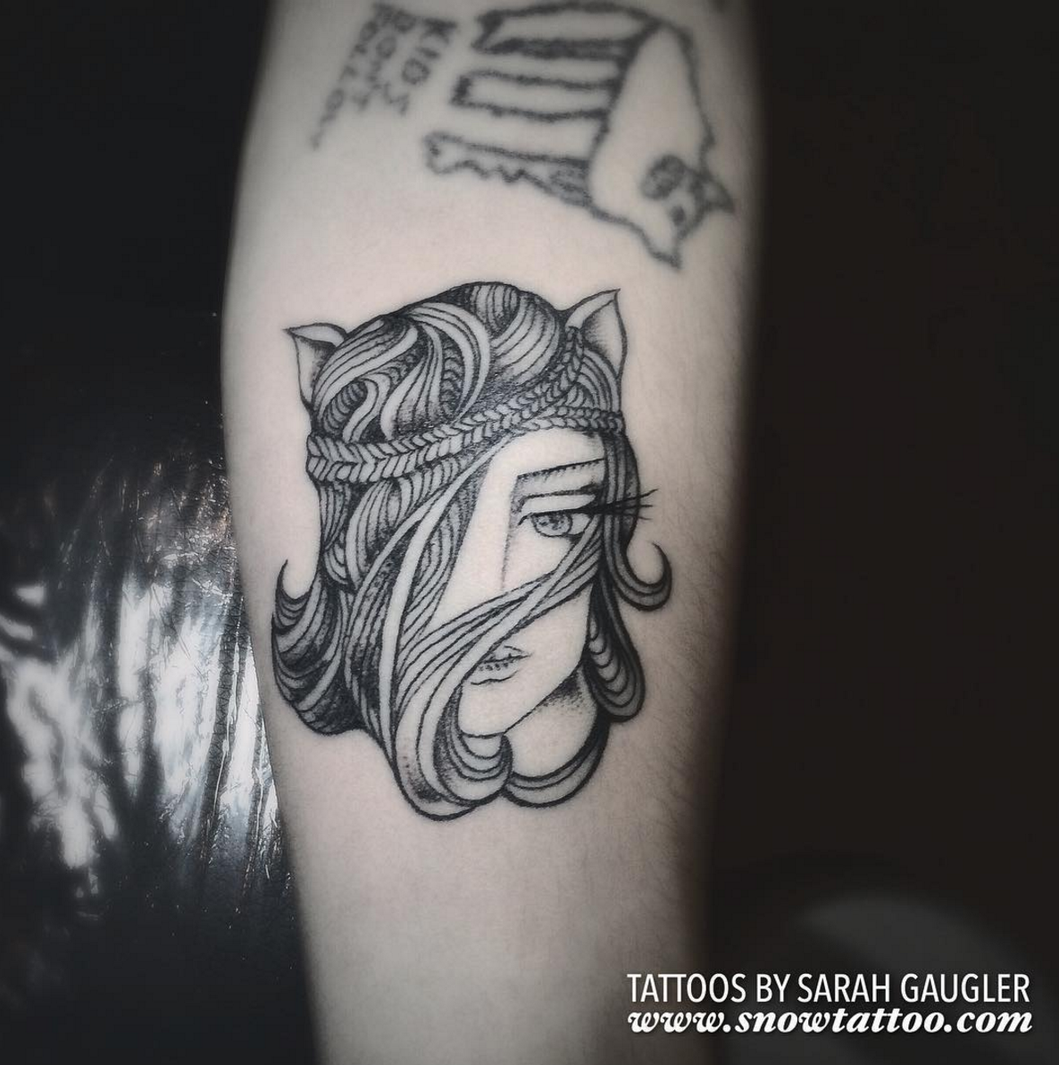 Sarah Gaugler Snow Tattoo Custom Lady Cat Finelinetattoo Fine Lines Intricate Detailed New York Best Tattoos Best Tattoo Artist NYC.png