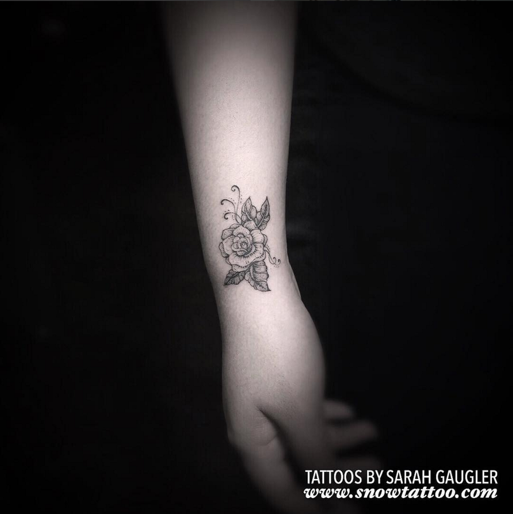 Sarah+Gaugler+Snow+Tattoo+Custom+Rose+Signature+Desing+Original+Fine+Line+Detailed+LineWork+FineLine+DetailedTattoos+Intricate+Tattoos+New+York+Best+Tattoos+Best+Tattoo+Artist+NYC.png