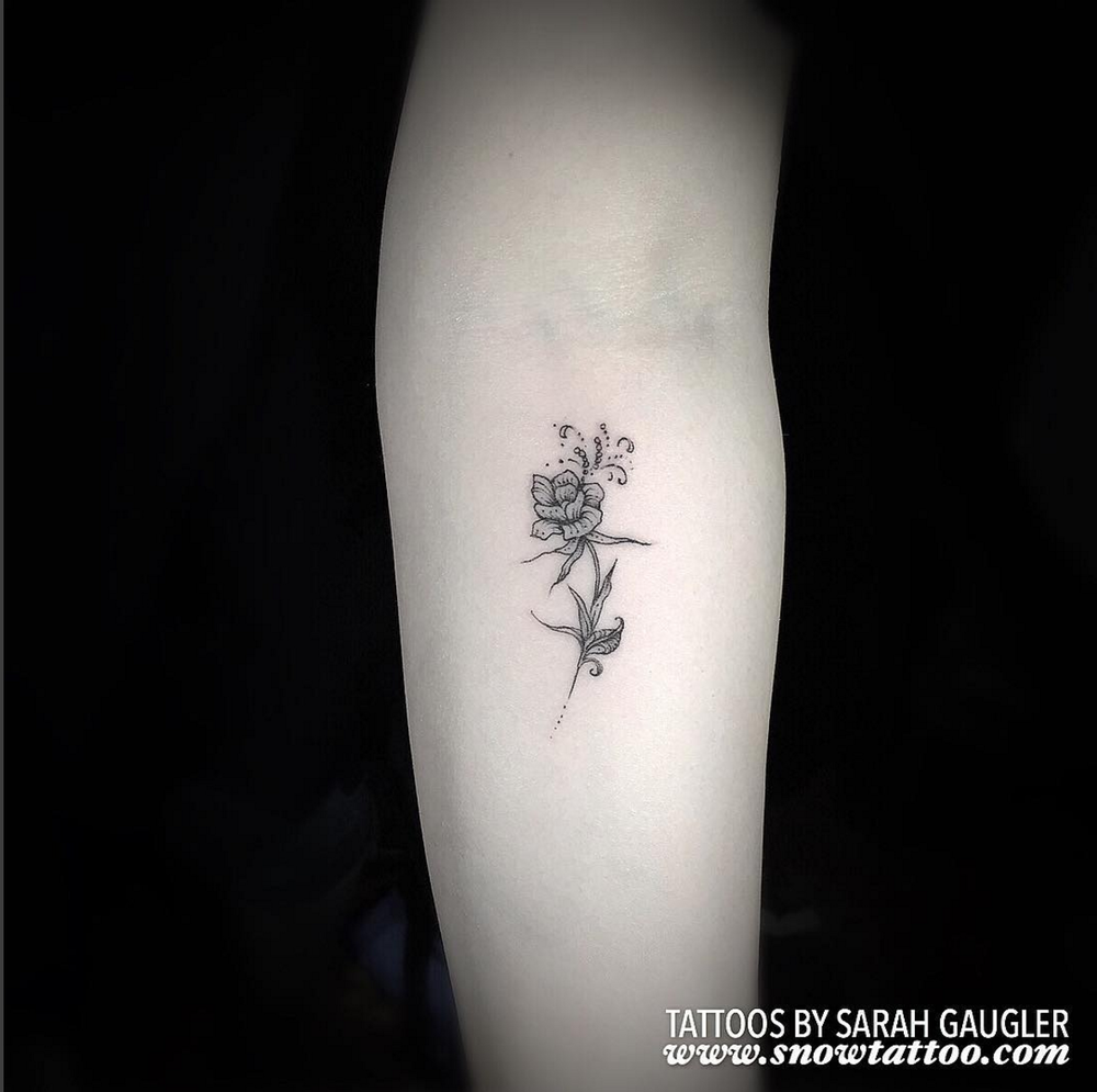 Sarah+Gaugler+Snow+Tattoo+Custom+Floral+Original+Design+Fine+Line+Detailed+Intricate+DetailedTattoo+IntricateTattoo+Finelinetattoo+New+York+Best+Tattoos+Best+Tattoo+Artist+NYC.png