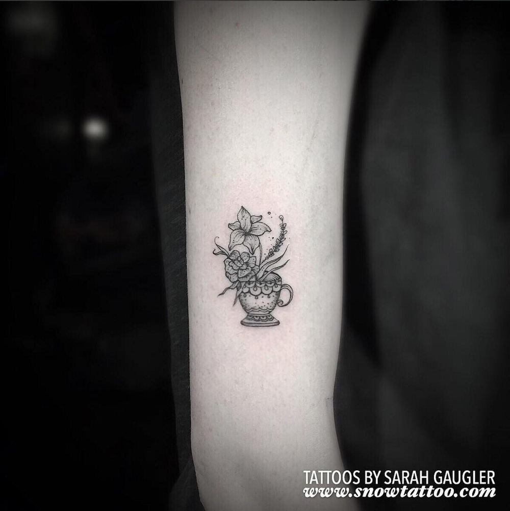 Sarah+Gaugler+Snow+Tattoo+Custom+Floral+Teacup+FineLine+Original+Design+Detailed+Intricate+New+York+Best+Tattoos+Best+Tattoo+Artist+NYC.png