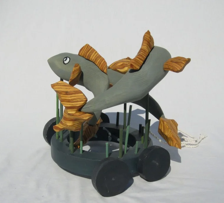 Fish pull toy 02.jpg