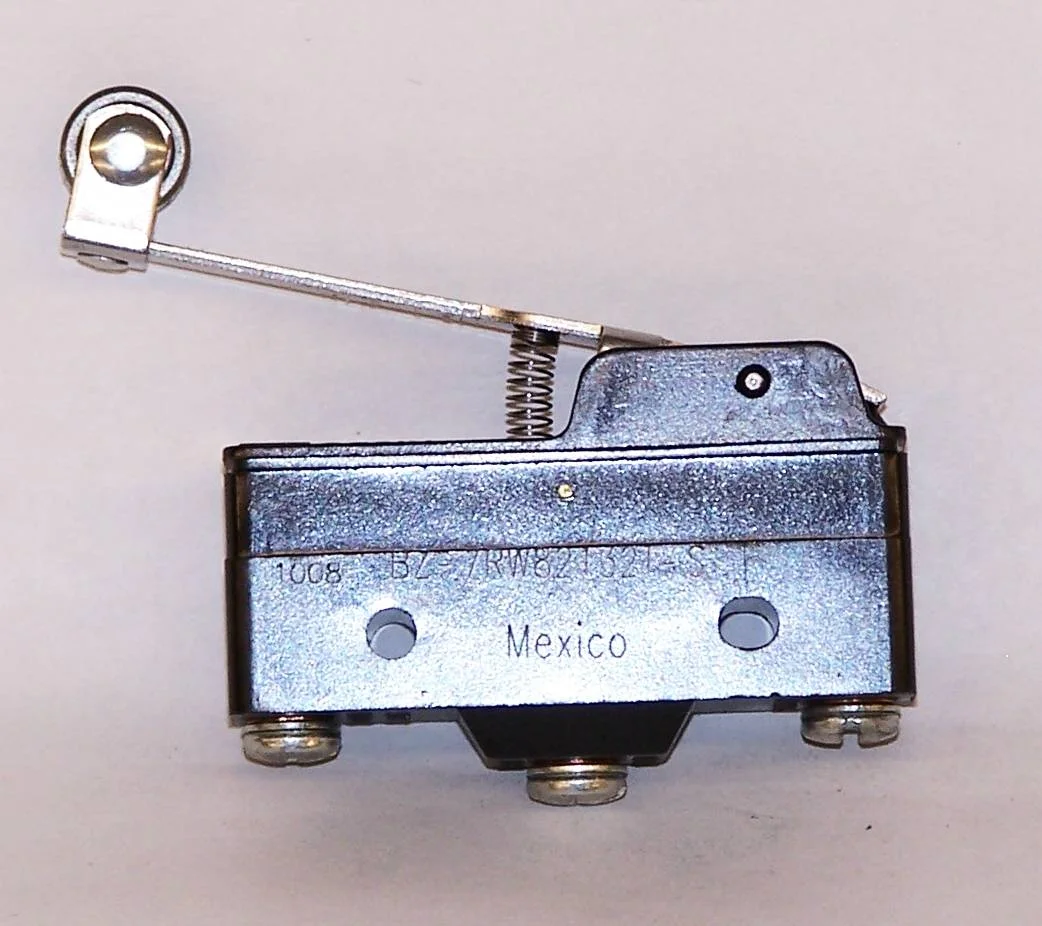 Microswithc 5807.jpg