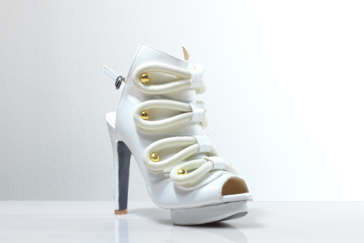 VLshoes1SIDE.jpg