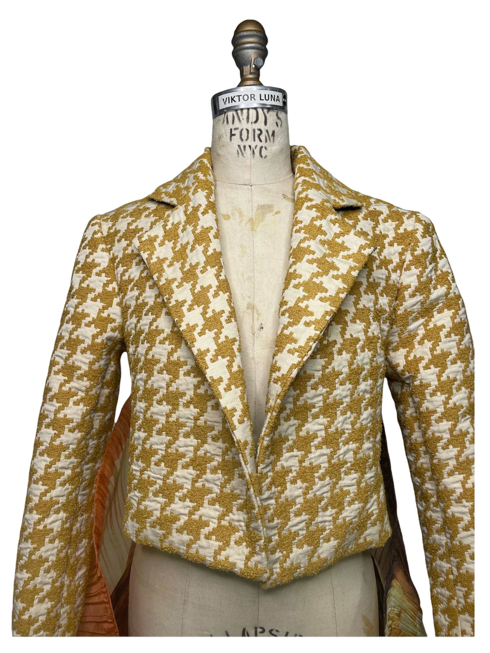 8E80F09D-1DB8-4842-AED6-1A7E33B7708C