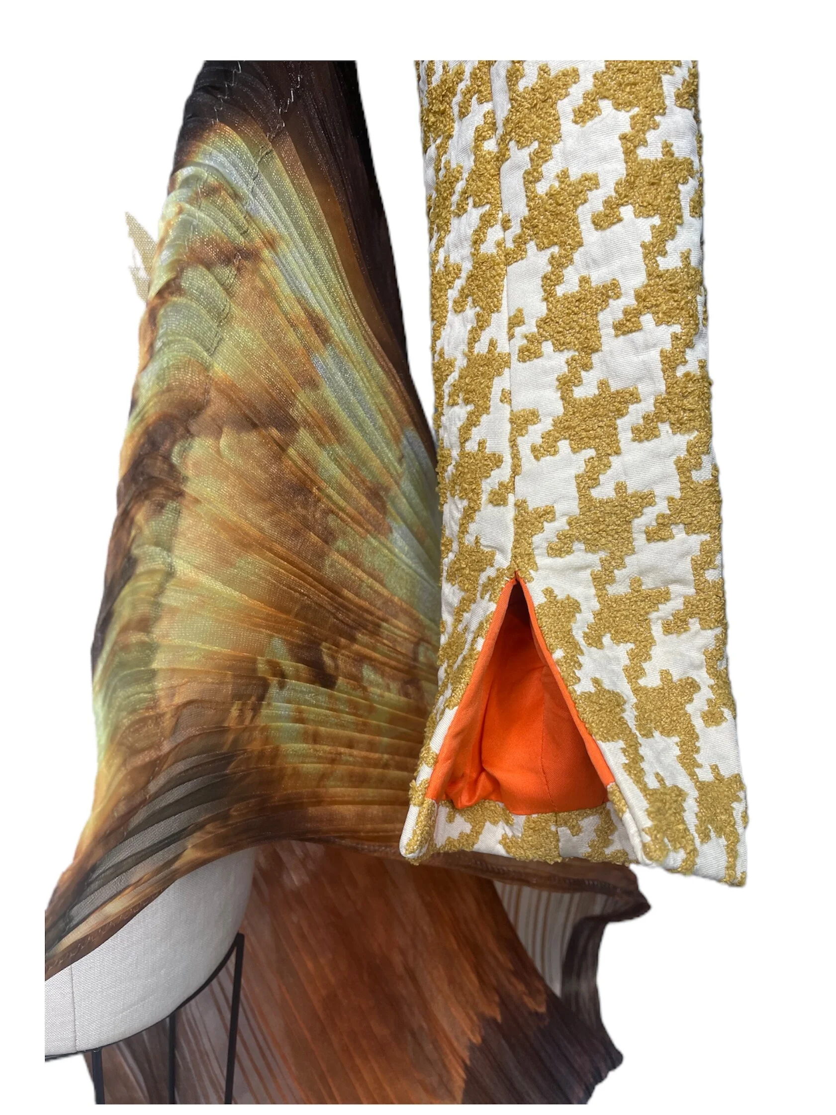 8D868E7A-B8C8-4704-BE57-37A8B9F451E1