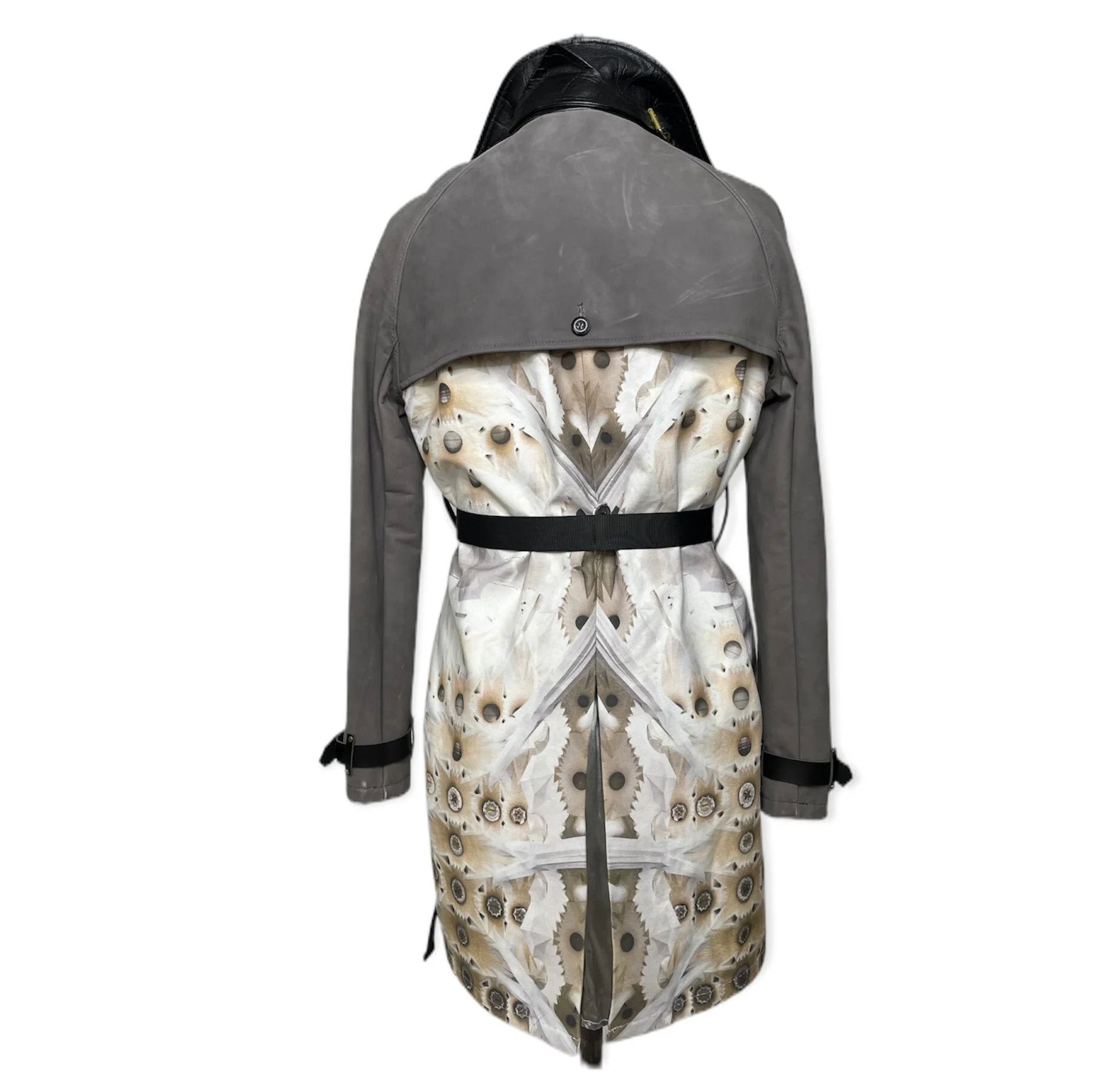 12BE7A8F-DC7E-42A7-9E6F-912B5F929926