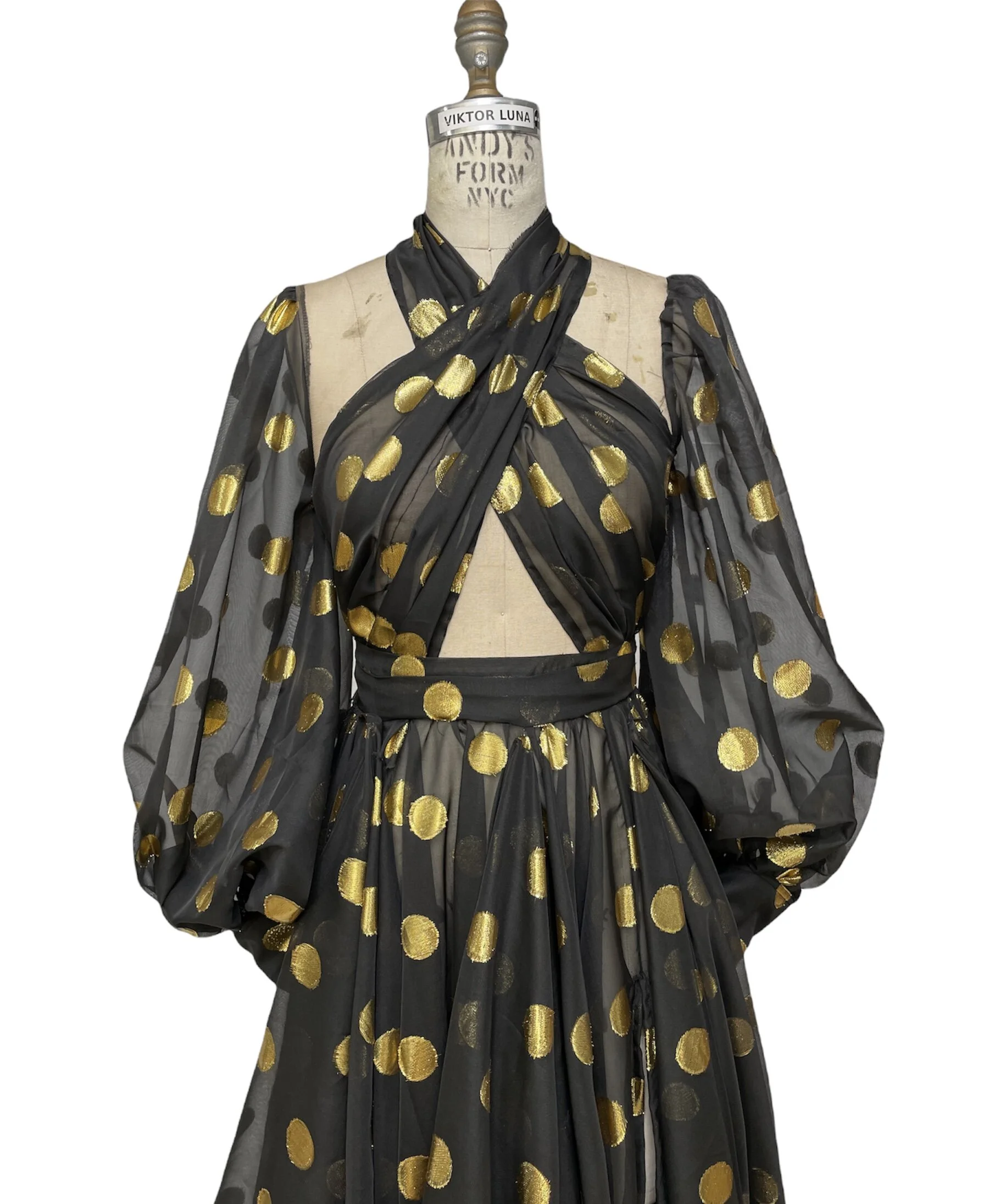 CECBBCE0-5B34-41AA-9E74-760E4D9335DE