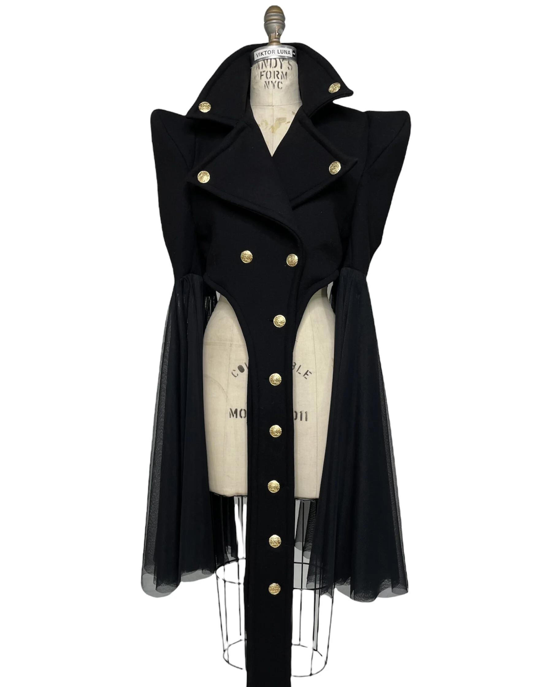 AB376C7B-3EF4-476B-AFF4-39C2B7FD67F1