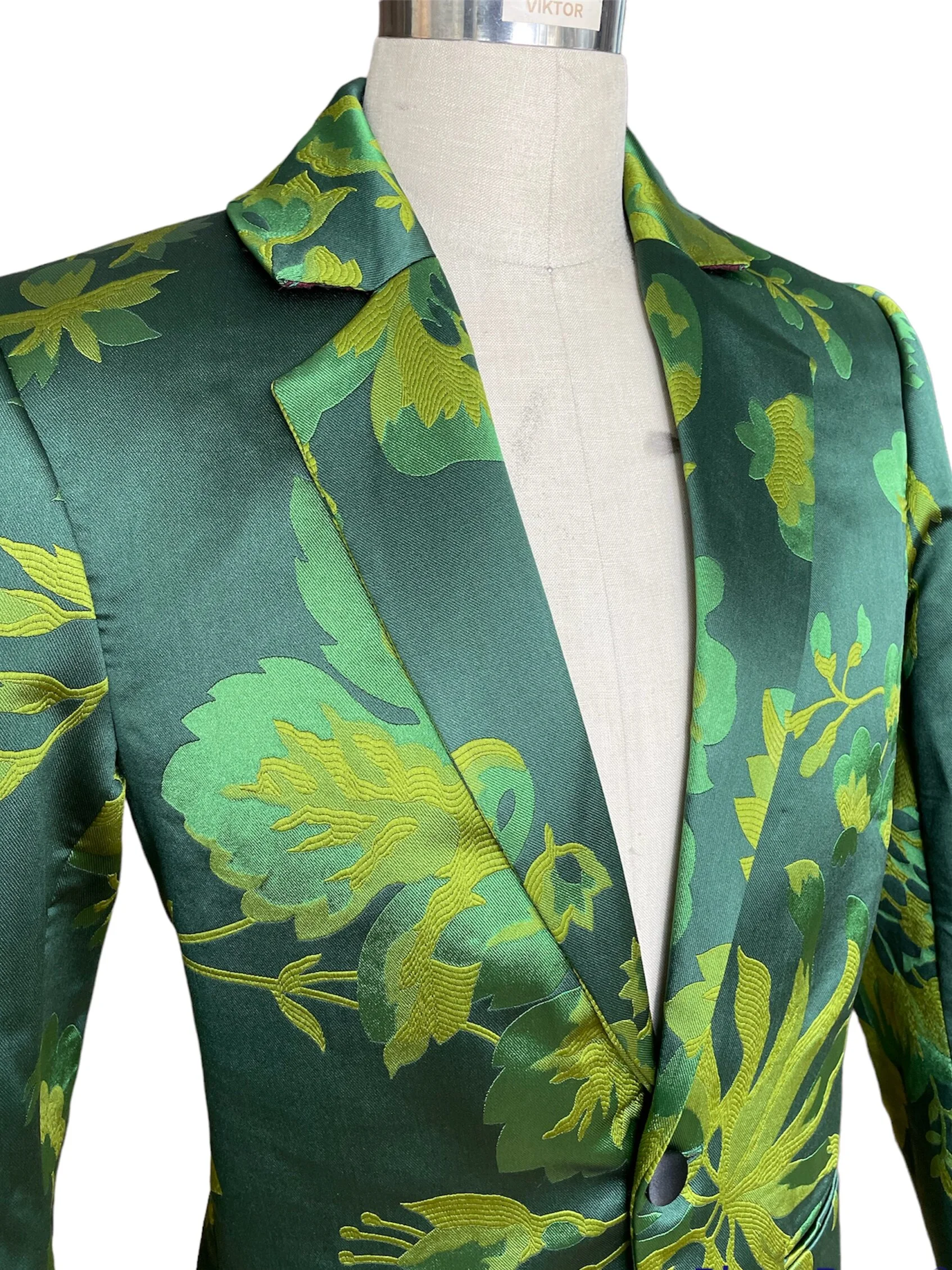 8537F1A1-6C67-4D66-878F-C2D9067C8E9F