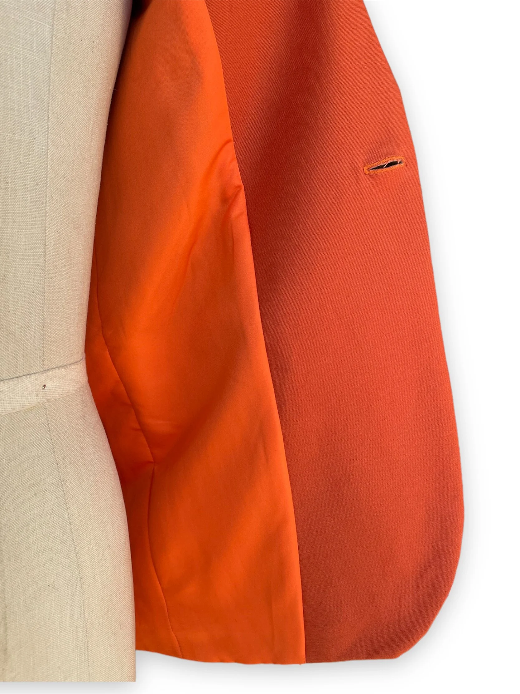 BA294A39-03D4-48A8-B92B-3530CF39423D