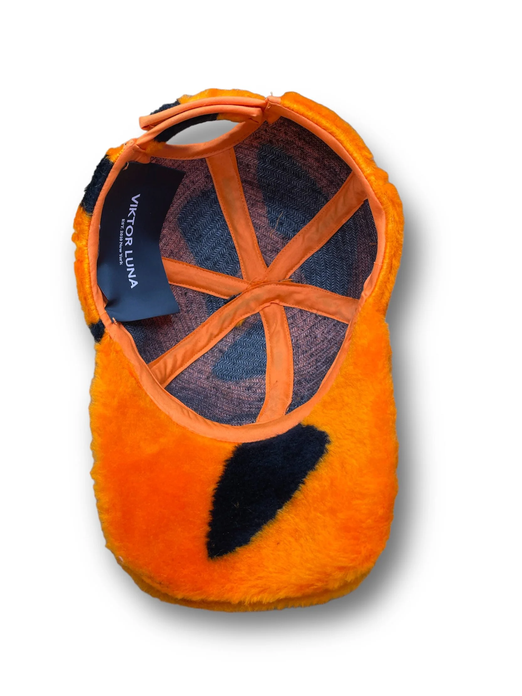 A6F39824-BB83-4BA6-AB06-A126E5284007