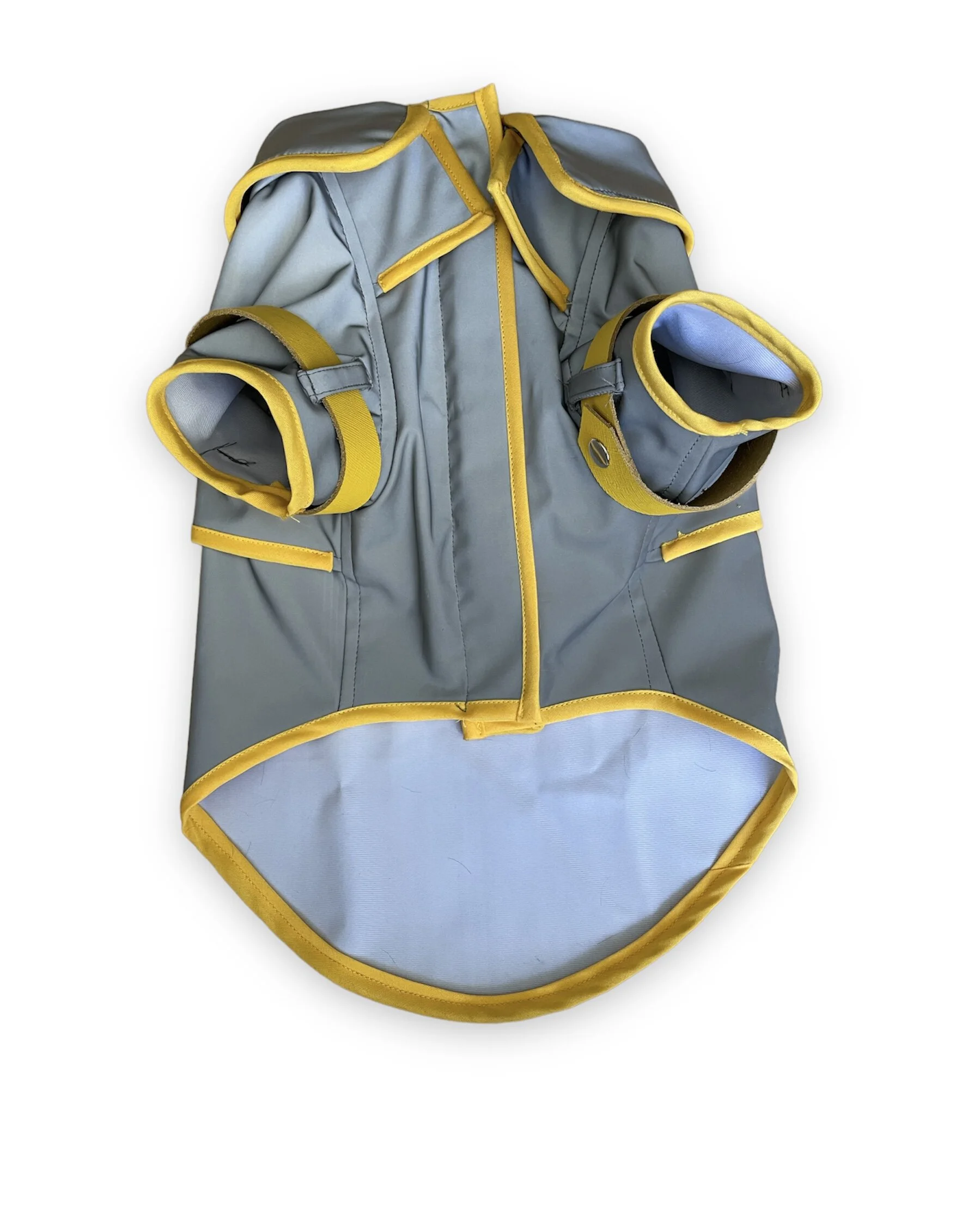 570E4880-E68F-479E-820B-B0885168F351