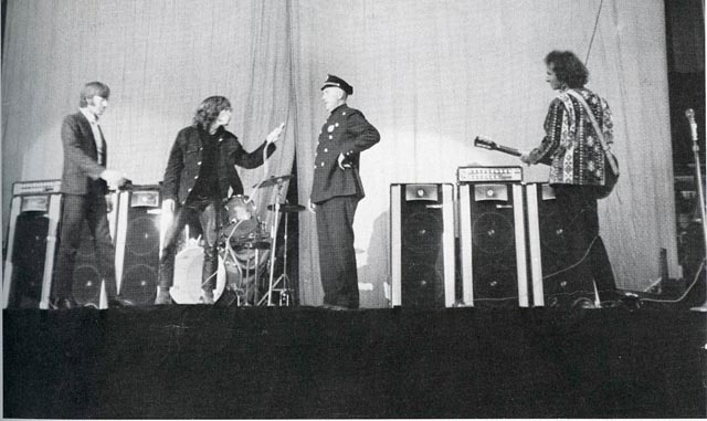 That’s when you were locked up with Jim Morrison. What was that like? It was one of those things… I mean, JESUS this is unreal. I’m sitting in a cell with all these people sitting around: my girlfriend, who worked for LIFE magazine; another magazine correspondent; Morrison; two or three drunks. I mean… What are we doing here! This is not even a movie script! He was pissed because he had been maced backstage by the police after some boyfriend complained that his girlfriend had been giving Jim head backstage. They ended up busting into his dressing room and macing him just before he had to go out and perform. Obviously he was stoned out of his mind, but being maced is a bummer, it’s a lot worse than tear gas. We were so strung out because when we got into the paddy wagon we realized we had all these fucking drugs on us. We ended up eating all these joints and other drugs he had. By the time we got to the jail we were absolutely out of our minds. They ended up taking Jim out quite quickly; I guess they pulled a big attorney. Never saw him again. It ended up on six pages in LIFE and then LIFE lost the negatives, which was the worse part of the whole thing. And then it was back to Vietnam for Mini-Tet ? Mini-Tet was very expensive for the media; we lost eight people in one week. The enemy had proven to the world that they could blow up anything, occupy the American embassy and take the districts of provincial capitals and basically shut the whole lot down. As a photographer you couldn’t go wrong, you could virtually guarantee seeing action anywhere you went and your images would be sellable.