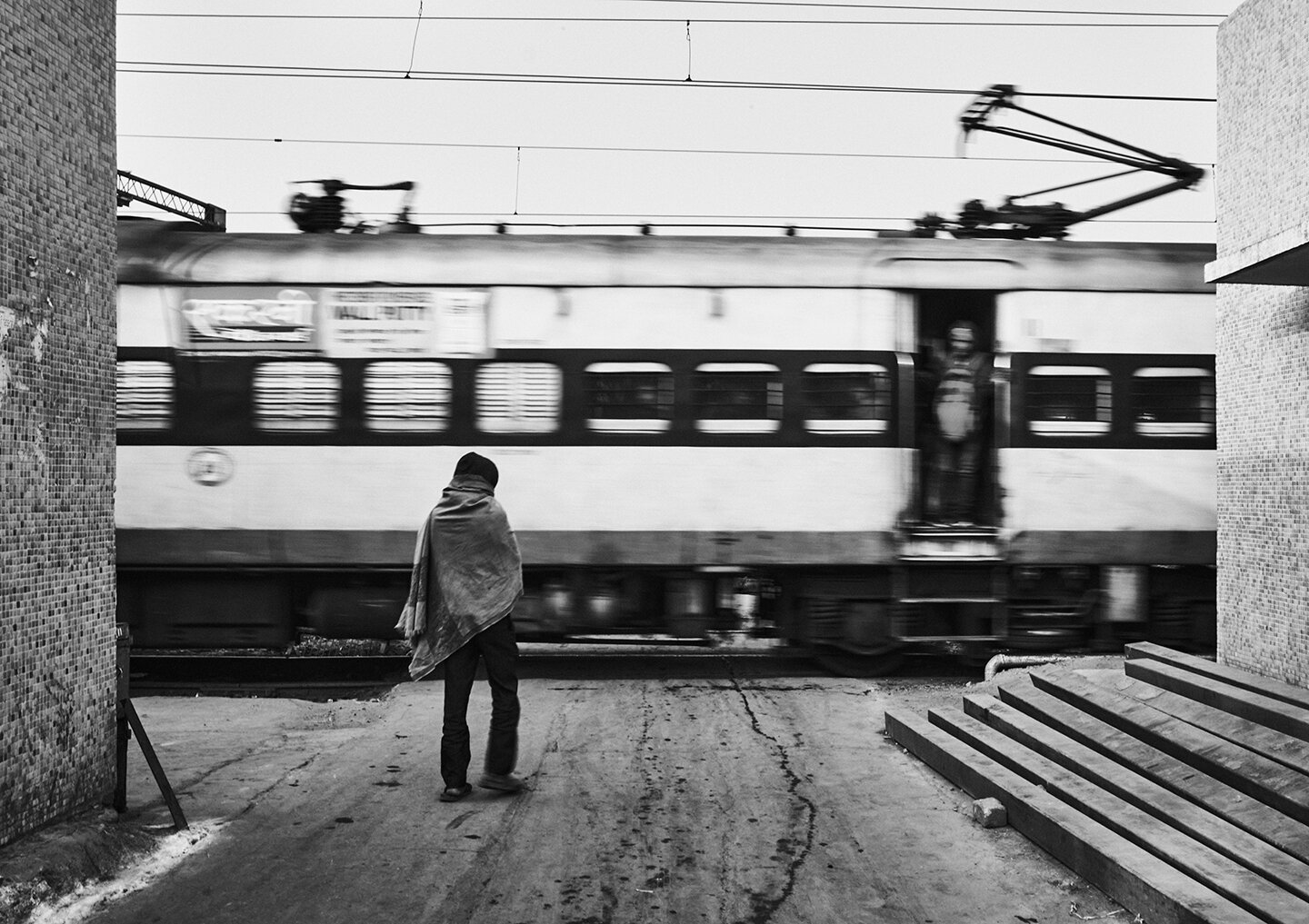 NewDelhi_TrainStation.jpg