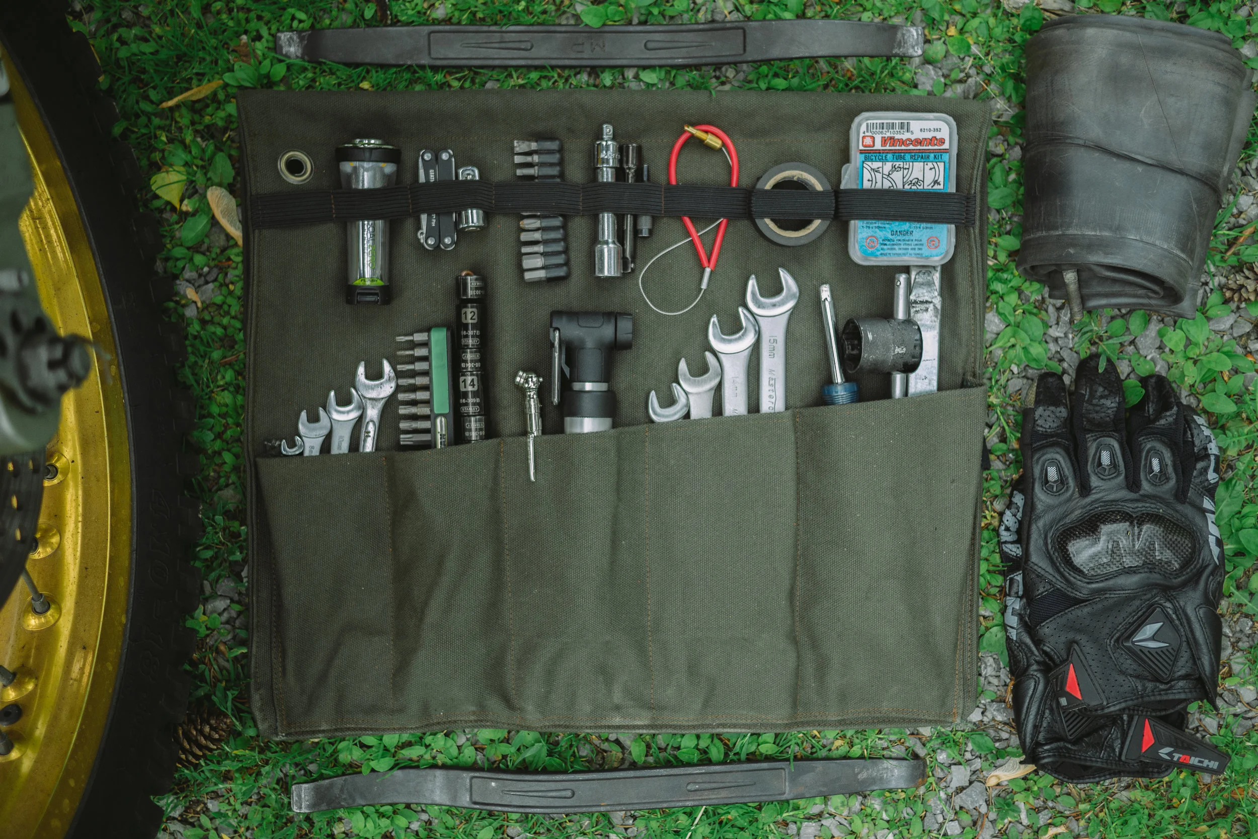 Large Frontier Roll, pictured with Motorcycle Tools