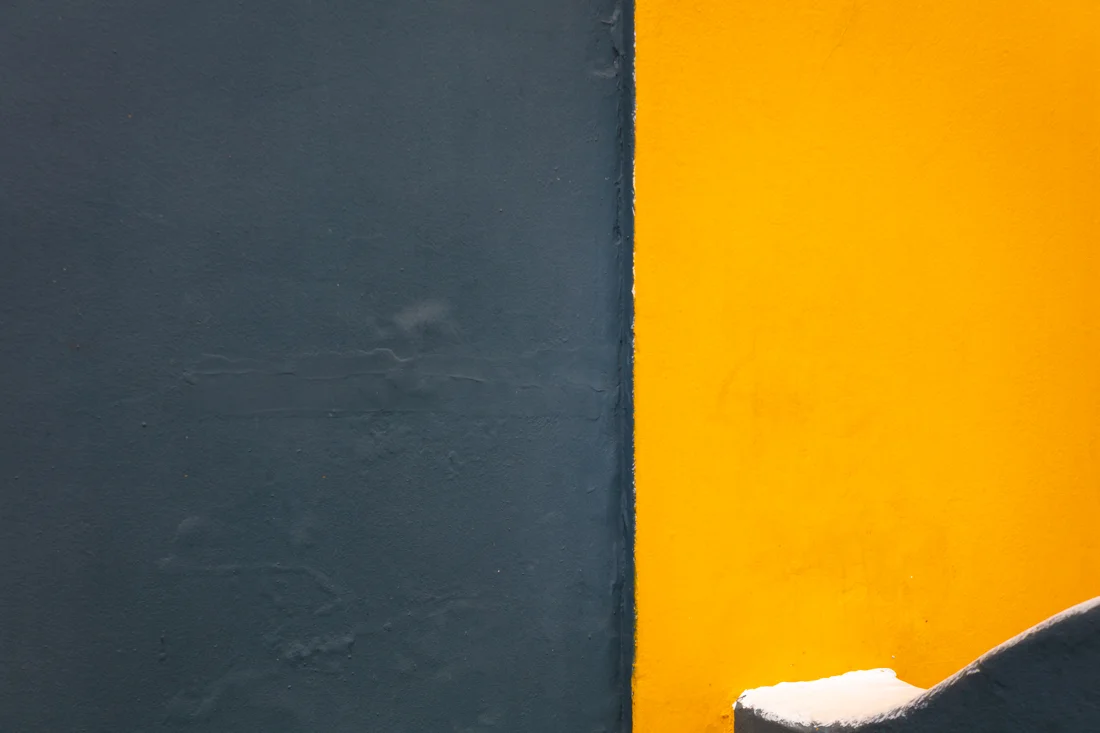 Shooting the details is a great idea in Bo-Kaap. No need to get the huge wide angle shots in all the time. I liked this subtle shot.