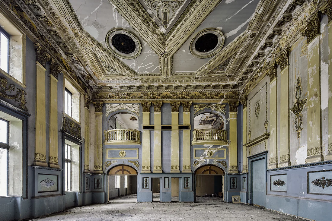 British Fine Art Architecture & Location Photographer