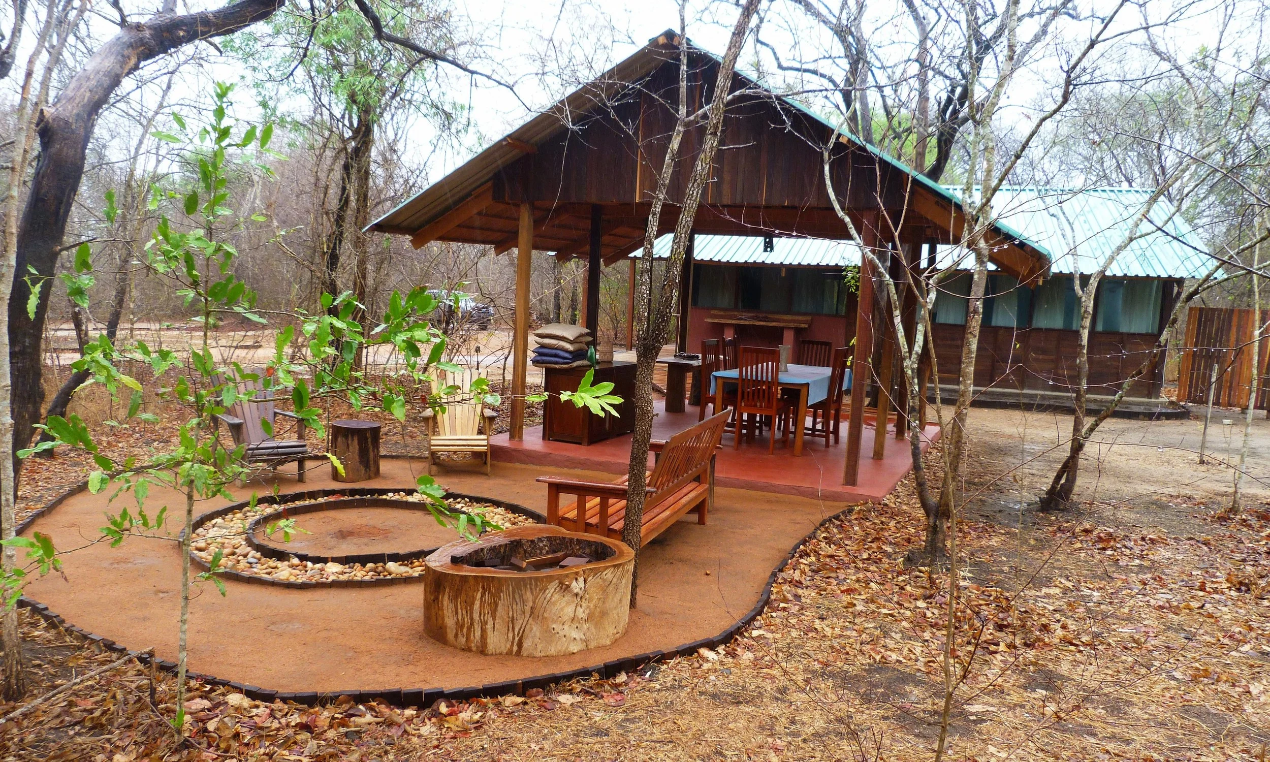 Cabana 25 em Mphingwe, 28 pessoas poder ficar hospedadas na unidade de turismo - Cabin 25 at Mphingwe, a total of 28 people can be accommodated at the tourism facility 