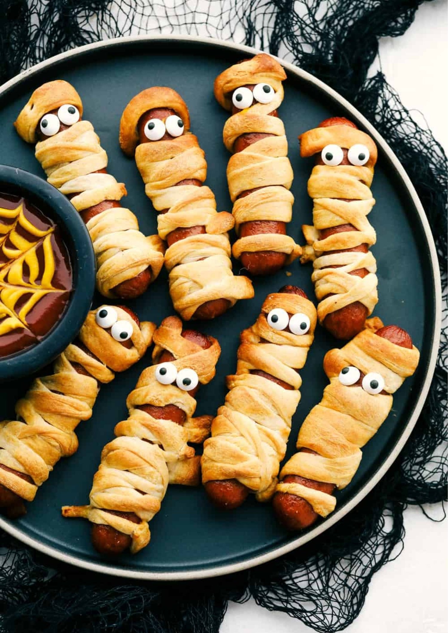 halloween-party-finger-foods-ideas-gathering-beauty
