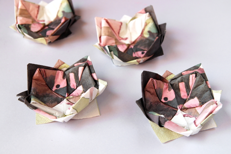 HOW TO MAKE ORIGAMI LOTUS FLOWER CANDY DISHES USING PAPER NAPKINS
