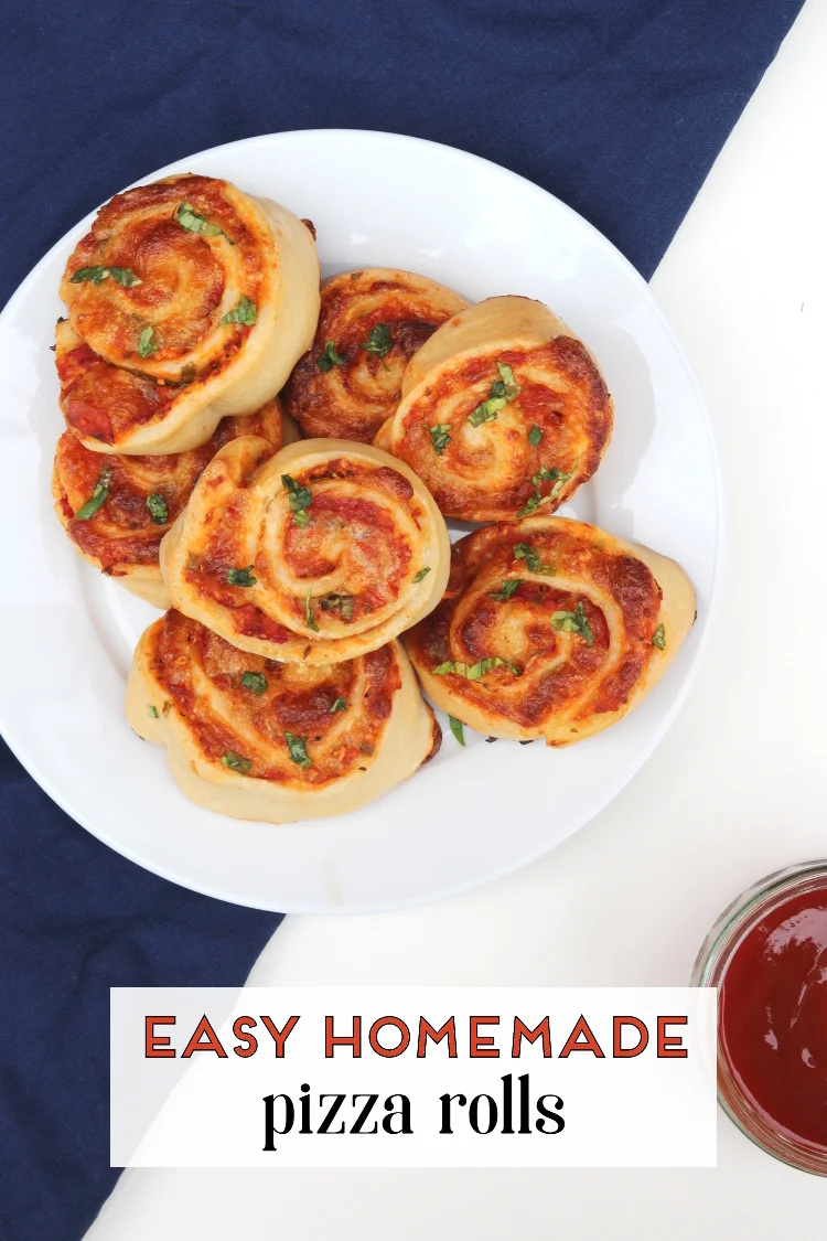 EASY HOMEMADE PIZZA ROLLS.