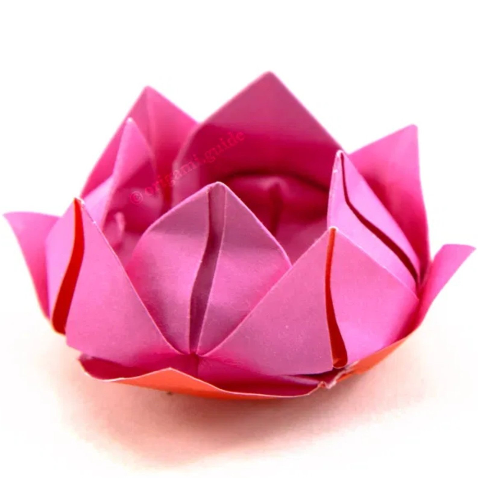 Оригами красивый цветок. Цветы оригами Лотус. Оригами цветок лотоса. Оригами кувшинка. Оригами цветочек.