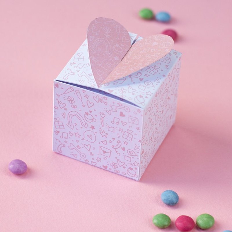 Doodle heart box template.