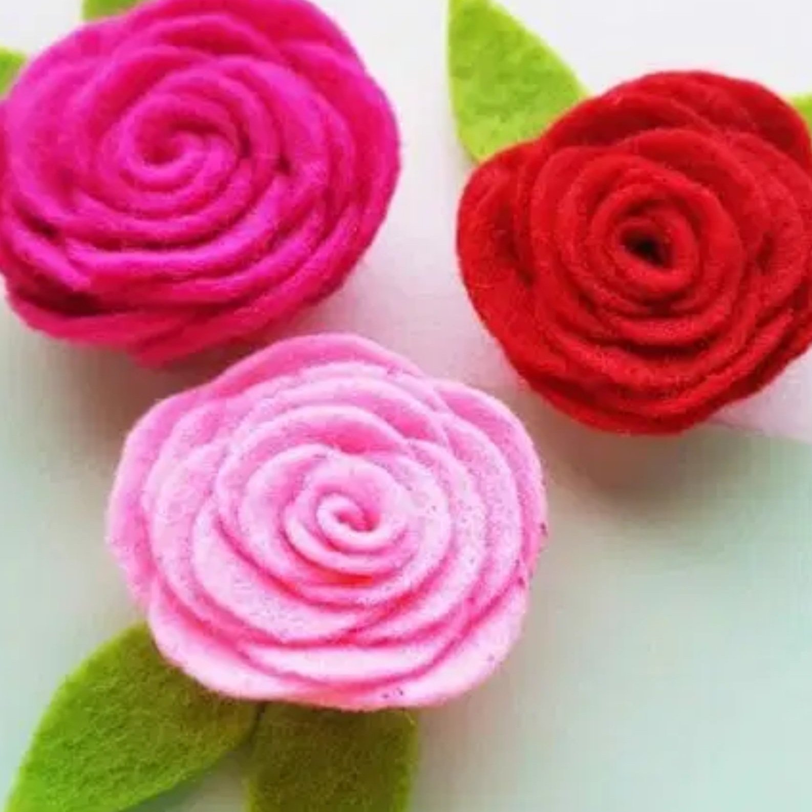 Felt Flower (Roses) + Free Template