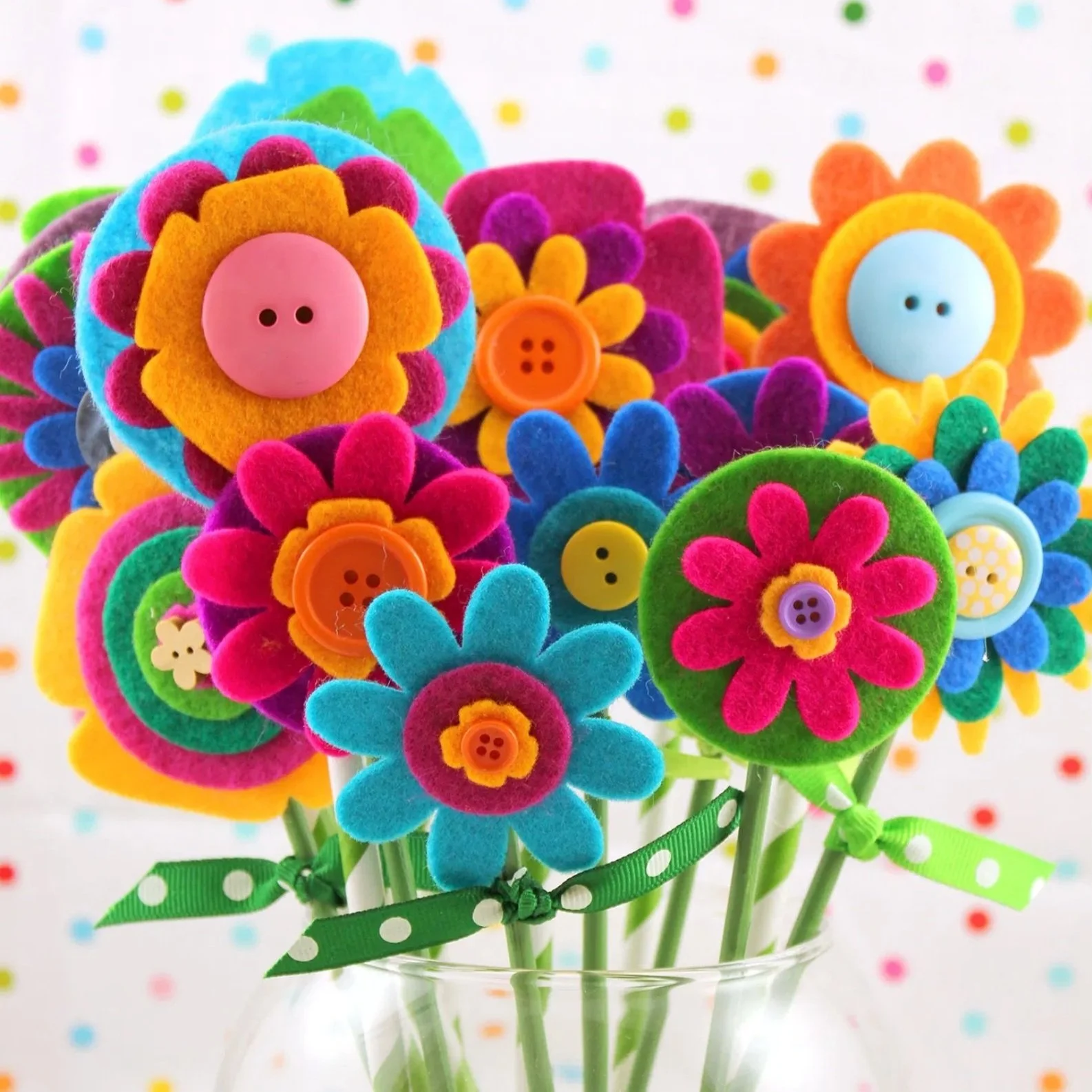 Quick & Easy Mother’s Day Gift: Felt Flowers