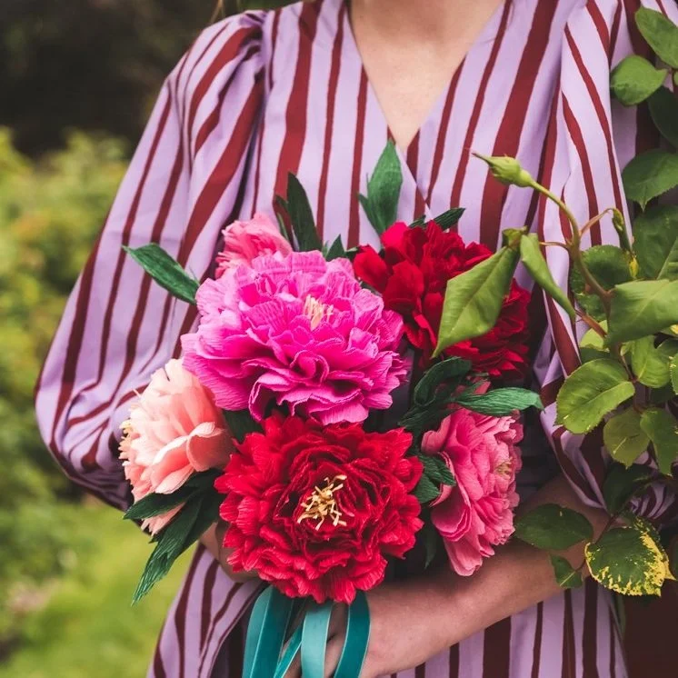 DIY paper peony bouquet.