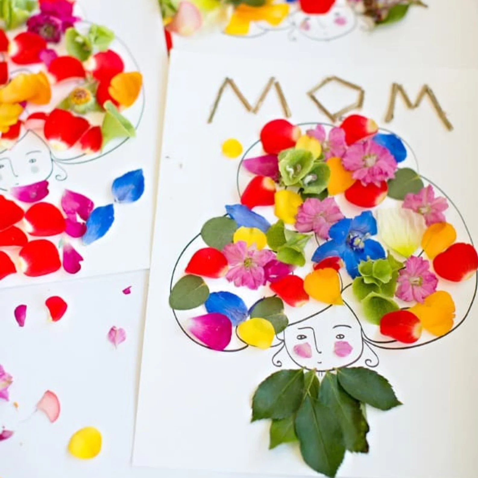 Free Printable Mother’s Day Flower Art
