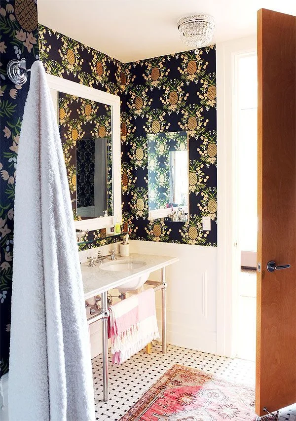  The history of the pineapple in interior design - Source possibly Domaine Magazine. Image via