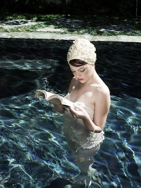 10 ways to survive a heatwave cooly and gracefully Image via Kurtis Warienko 