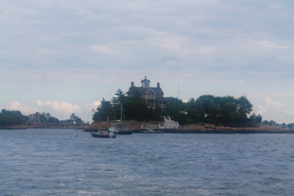 Enjoying the best of Connecticut's Gold Coast :: The Thimble Islands/Thimble Island Cruise The Entertaining House